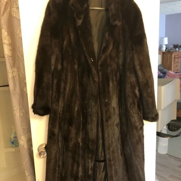Genuine monogamy mink vintage full length coat - Picture 11 of 11